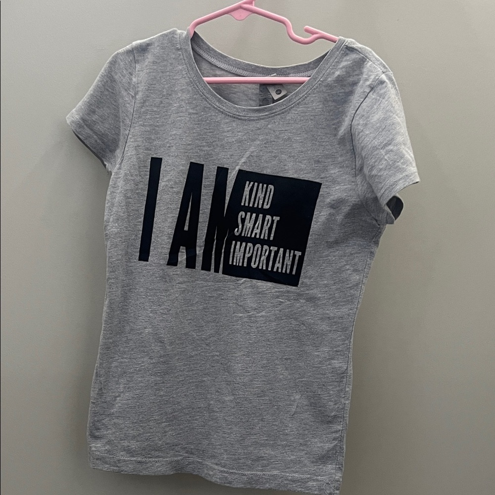 Next level apparel tee M 7/8